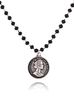 Naszyjnik z łańcuszkiem z czarnymi kryształkami i srebrną monetą NRG0123