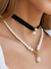 Naszyjnik perłowy ze złotym węzłem Hestia NPE0157