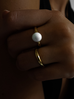 Pierścionek złoty ze stali szlachetnej z białą kulką PSA0095 Rozmiar 15