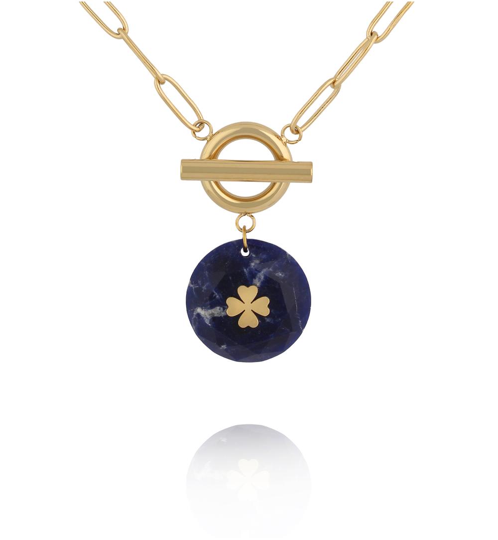 Naszyjnik z sodalitem i złotą koniczyną NEA0056