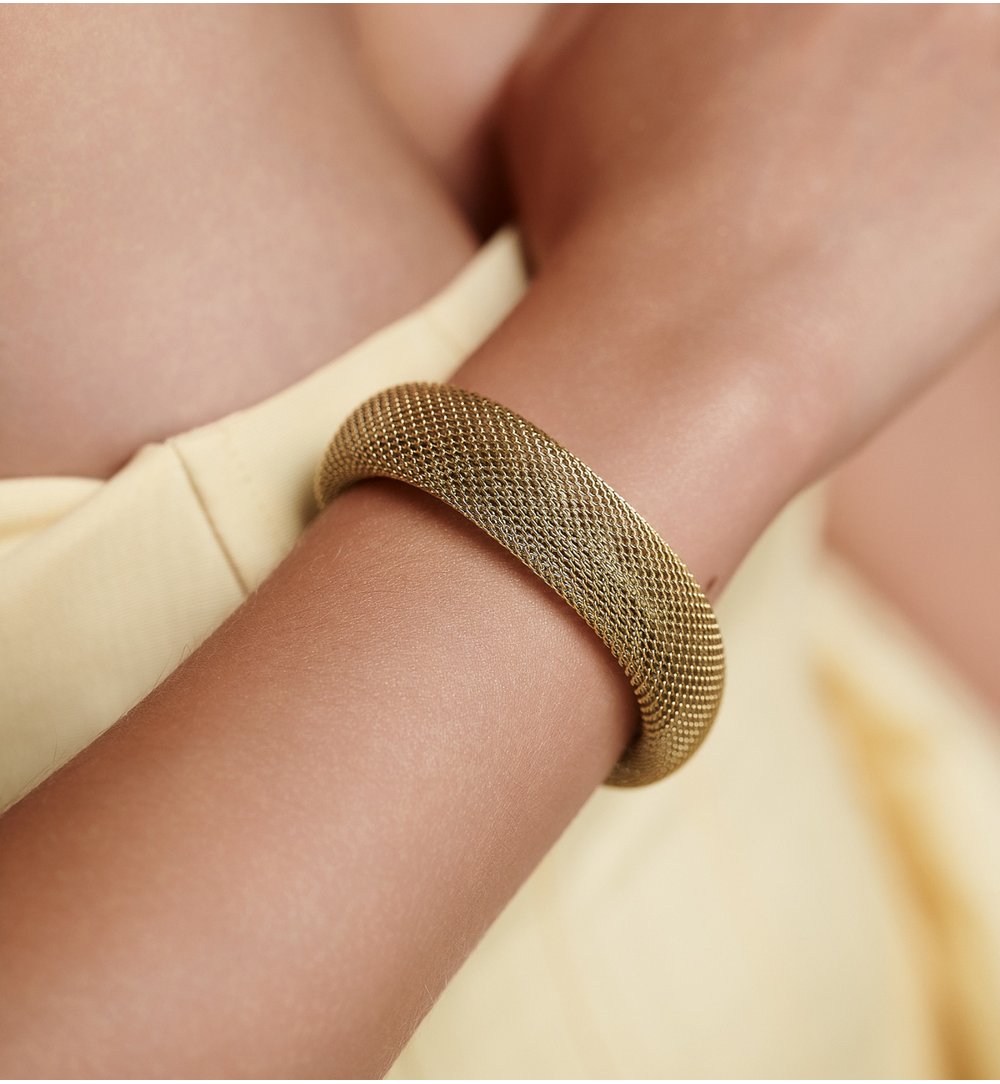 Bransoletka typu mesh w kolorze złota  BSY0406