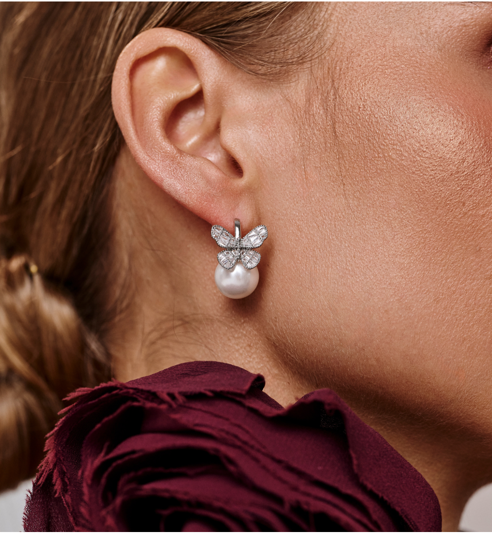 Kolczyki srebrne z perłami i motylkami KSS2175