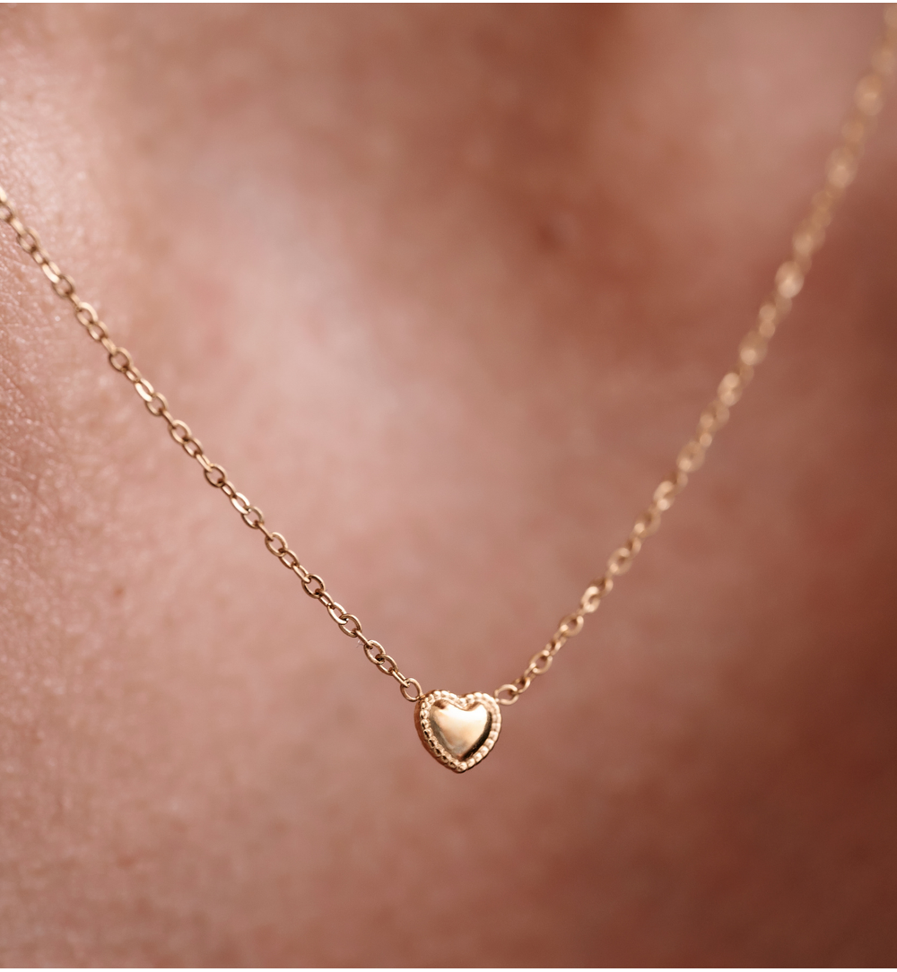 Naszyjnik z drobnym sercem złoty dla mamy NSY0760