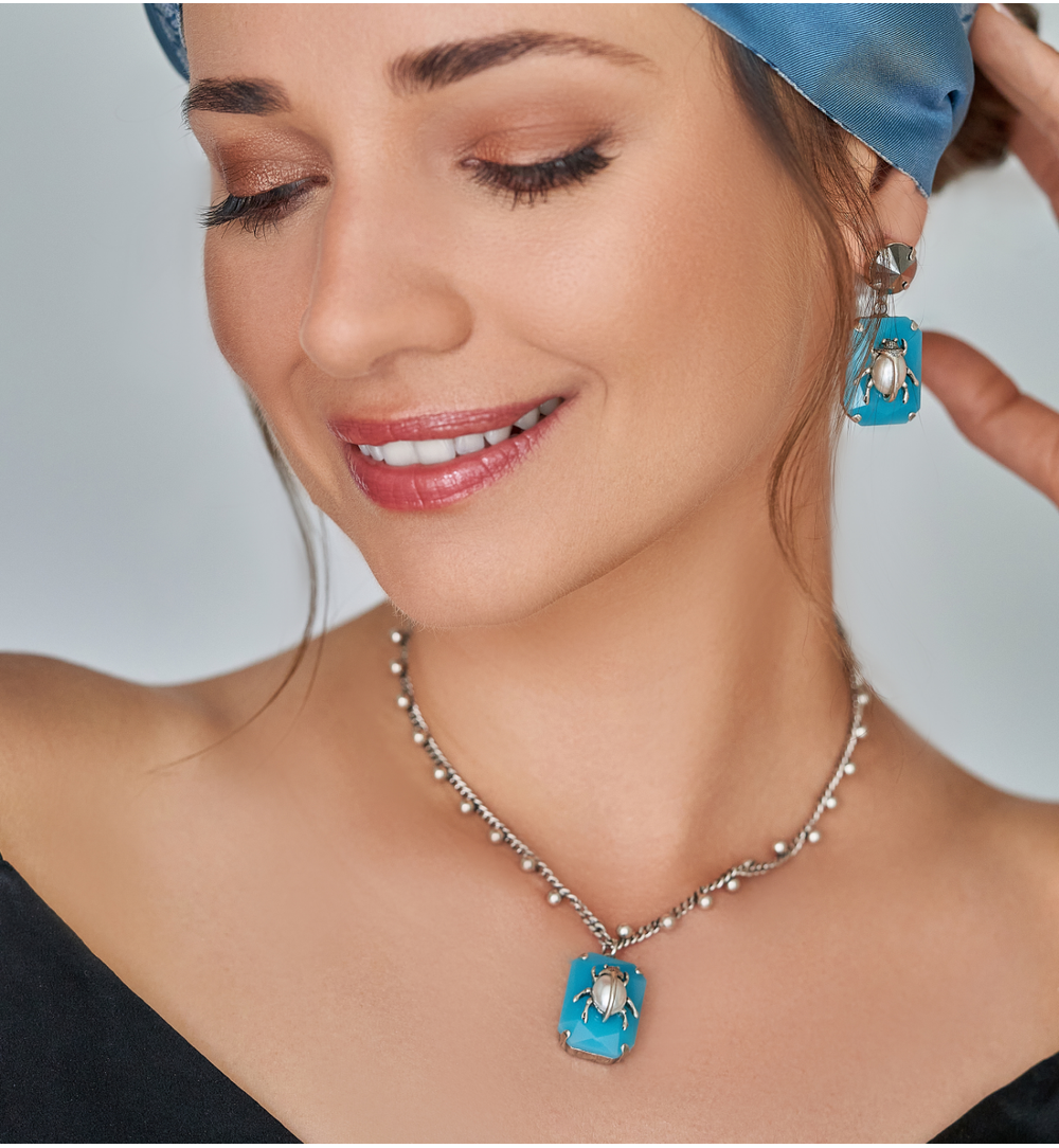 Naszyjnik niebieski z żukiem Siyo NJO0002