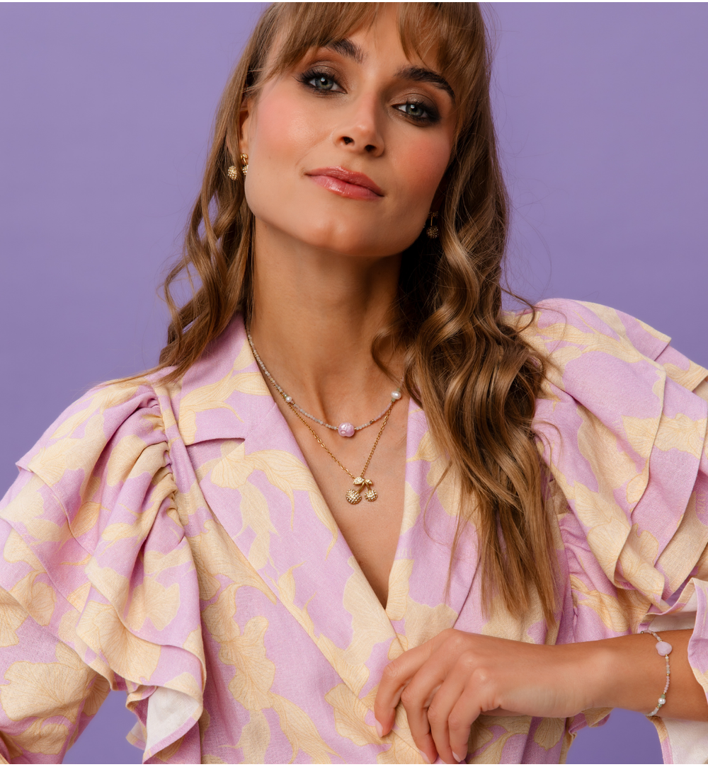 Naszyjnik z pastelowych kamieni naturalnych z serduszkiem i perłami NPA1445