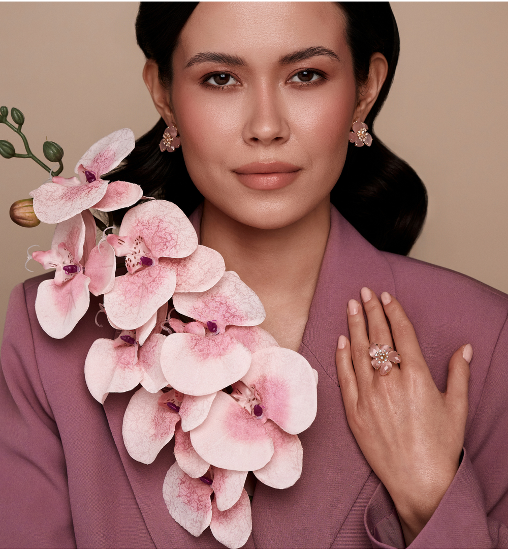 Pierścionek z różowym kwiatem PSS0180