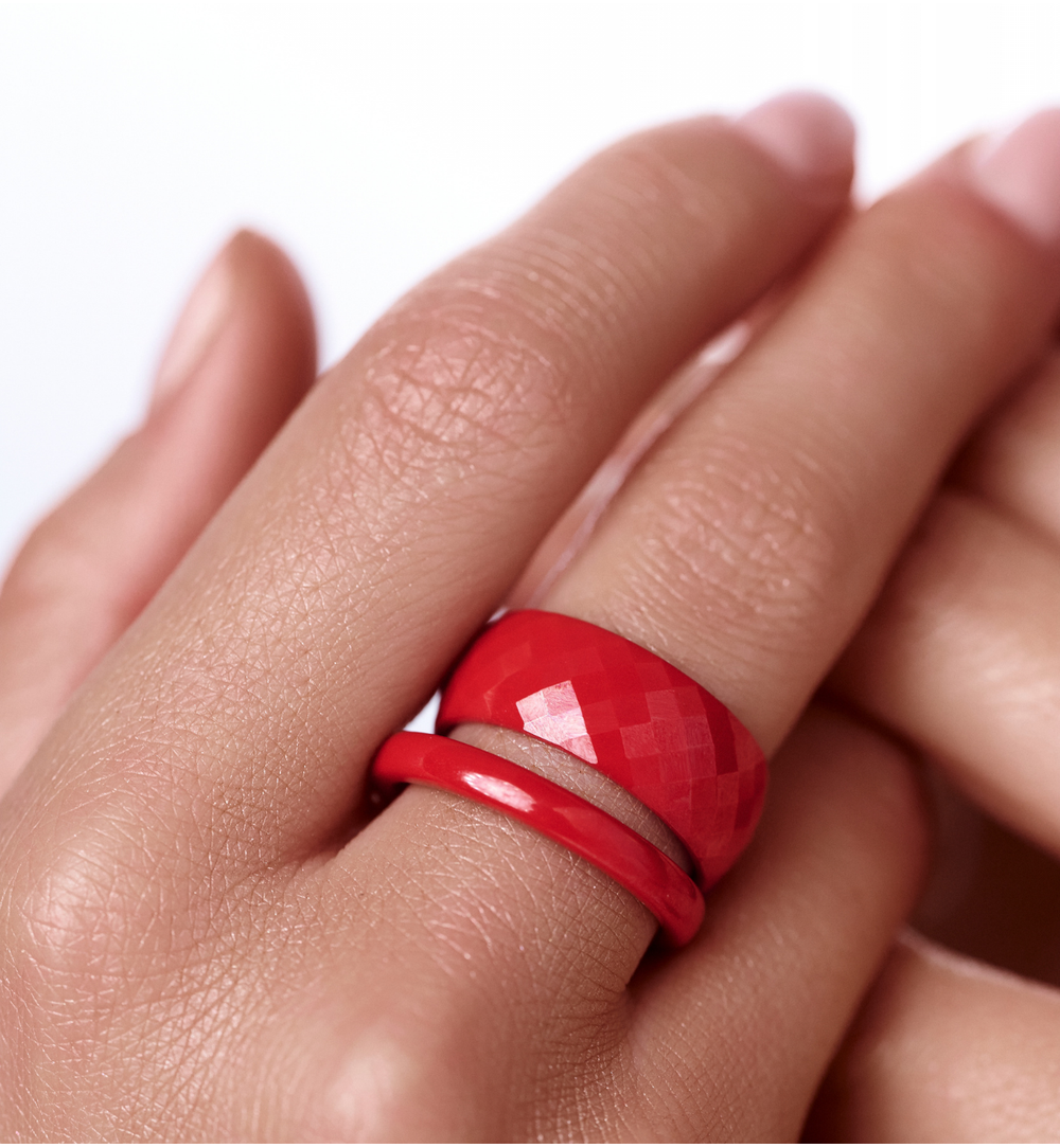 Obrączka z ceramiki czerwona cienka Feminine PFE0061