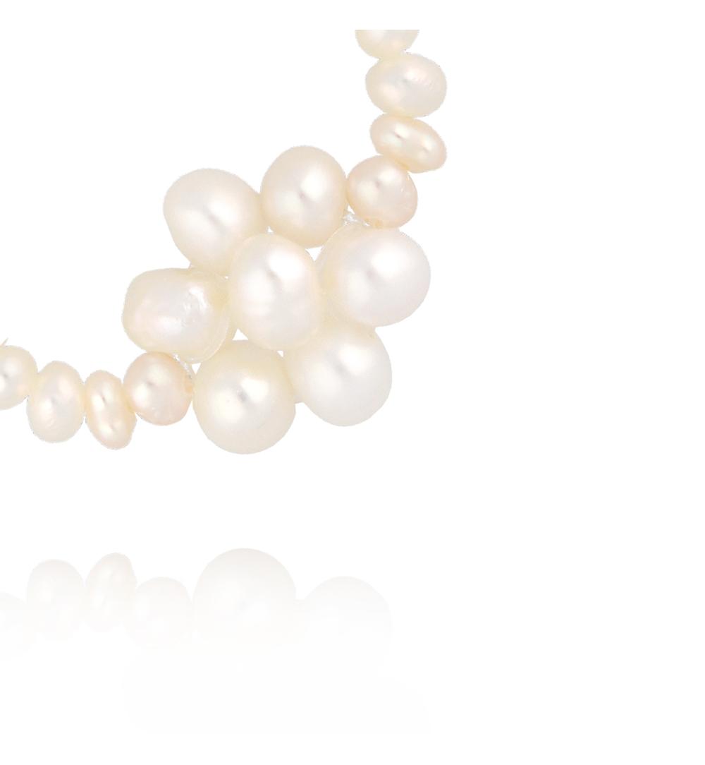 Pierścionek z pereł w formie kwiatka PPE0114