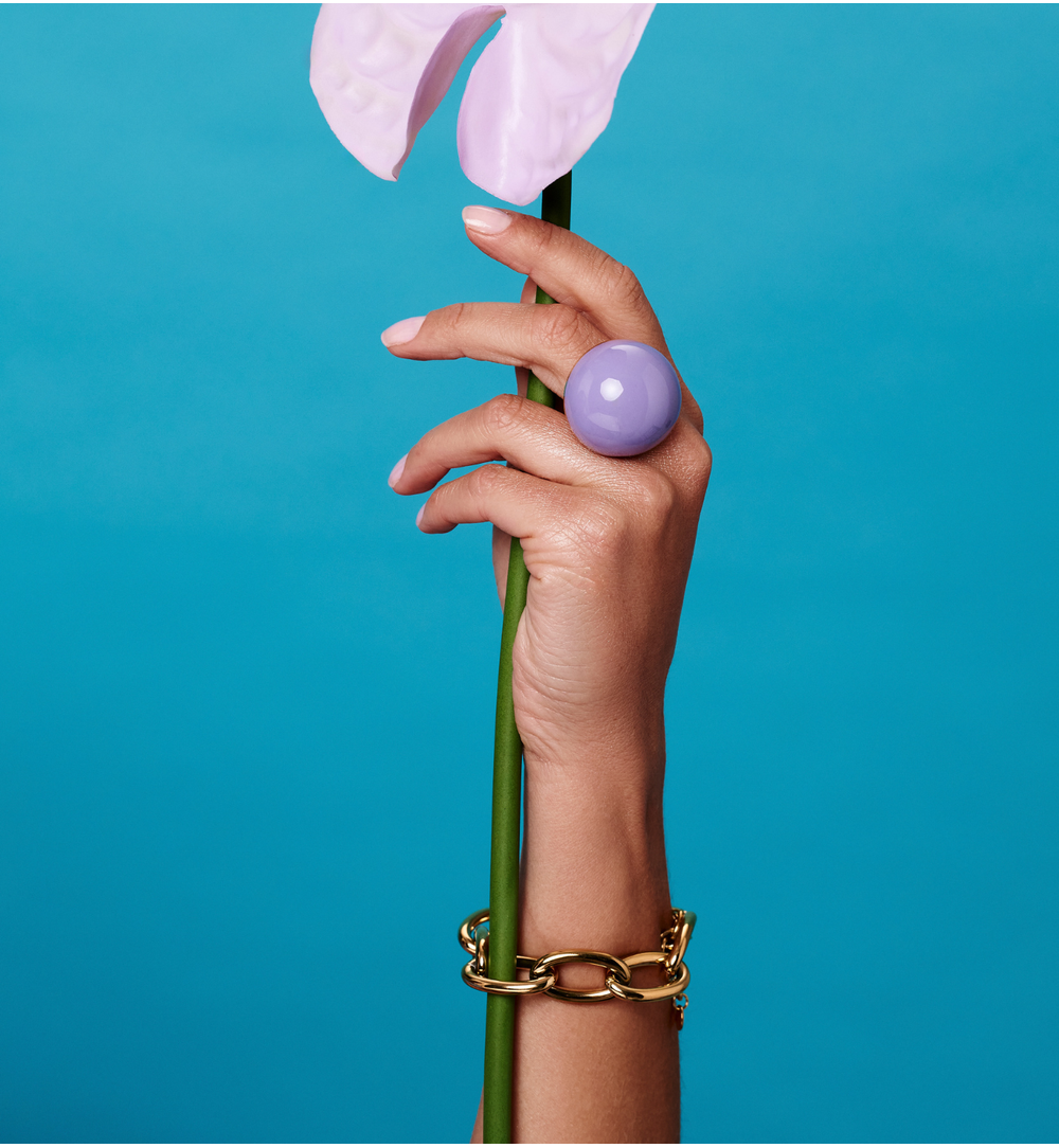 Pierścionek z lawendową emalią w złotej oprawie PSA1185