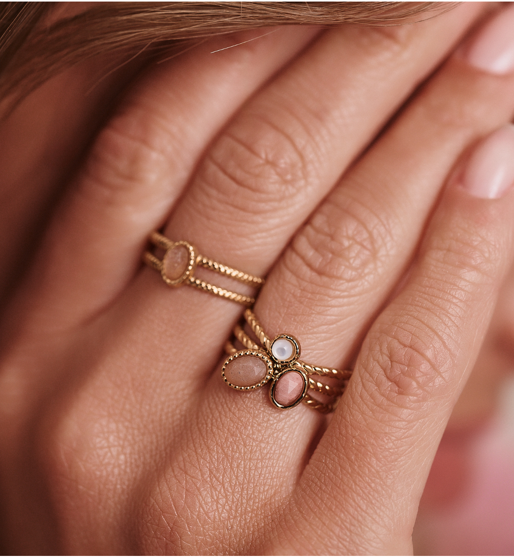 Pierścionek regulowany z kamieniem słonecznym PEA0083