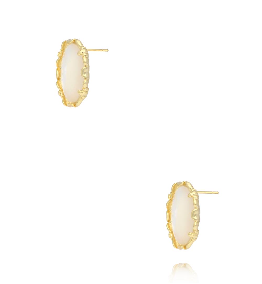 Kolczyki z masą perłową w złotej ozdobnej oprawie KSS2222