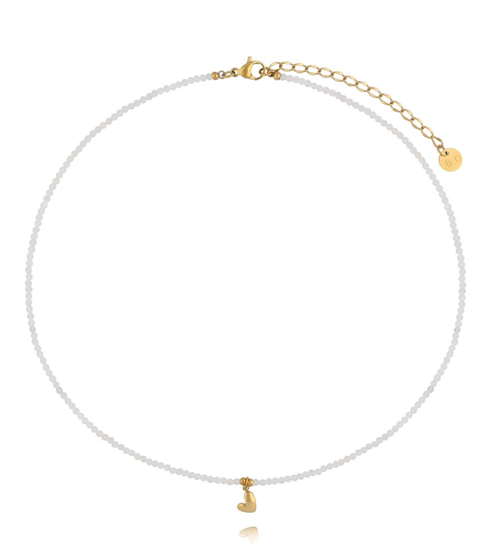 Naszyjnik z kamieniami księżycowymi i złotym serduszkiem NTW1557