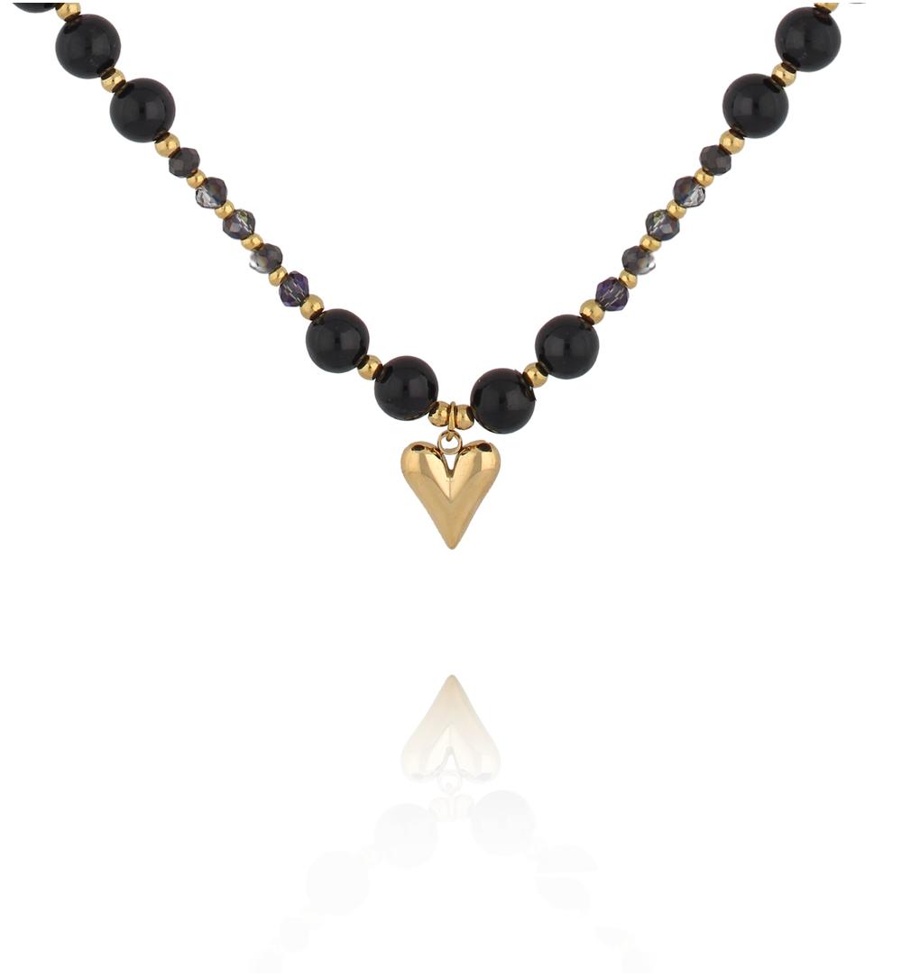 Naszyjnik z czarnego turmalinu i drobnych koralików z pozłacanym sercem NPA1594