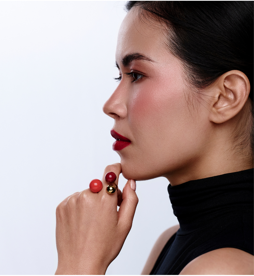 Pierścionek z kulkami w odcieniach pomarańczowego i bordowego PSA1088