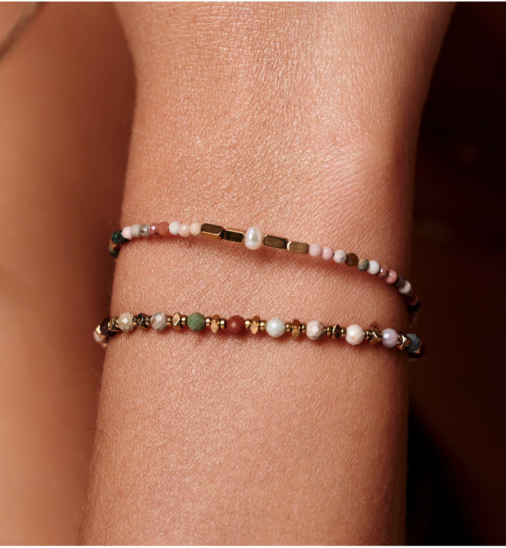 Bransoletka z jaspisami i pozłacanymi elementami BEA0087