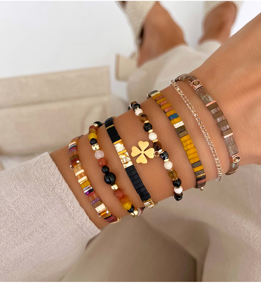 Bransoletka brązowo beżowa z koniczynką Trifoglio BSC1173