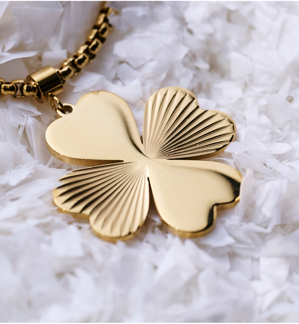 Naszyjnik z koniczynkami złoty NEA0039