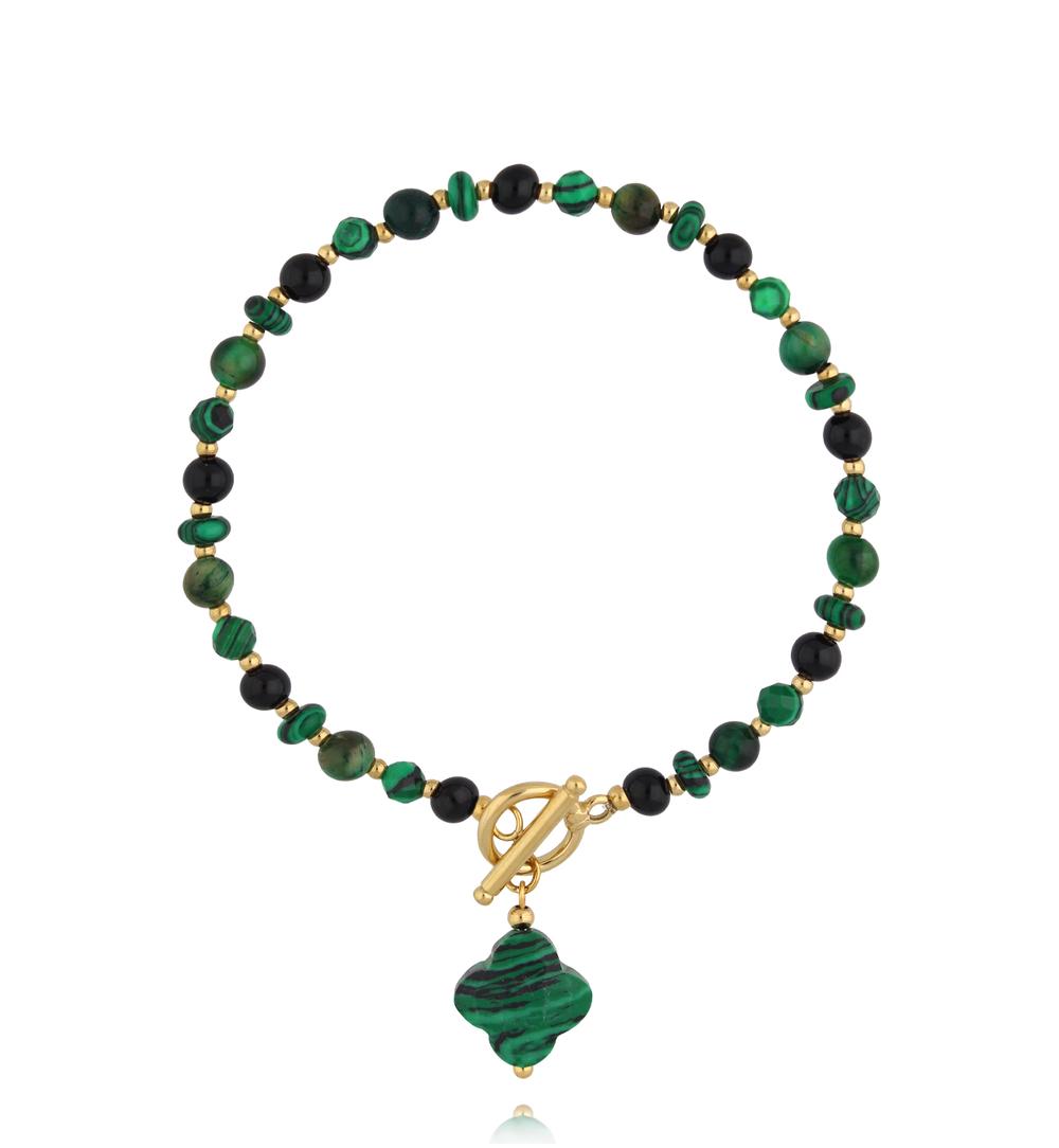 Bransoletka z malachitami z koniczynką i złotym zapięciem BPA0647