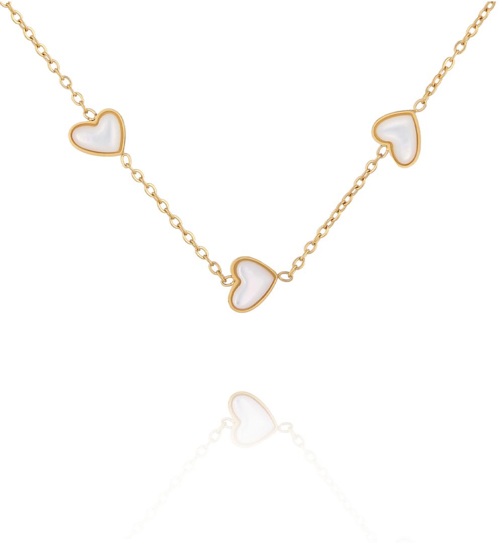 Naszyjnik z drobnymi serduszkami i masą perłową NSY0852