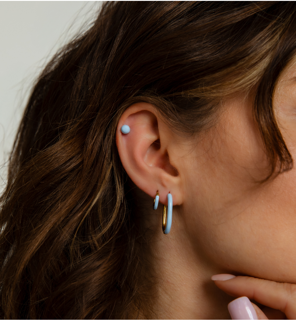 Kolczyki złote koła z niebieską emalią Enamel Small Hoops KSA1729