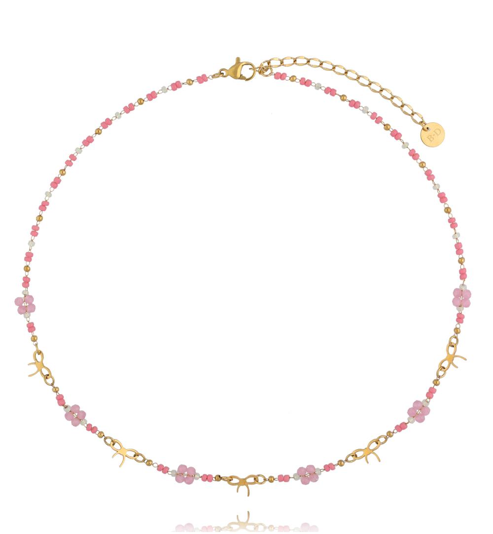 Naszyjnik z różowych koralików z kwiatkami NSY0826