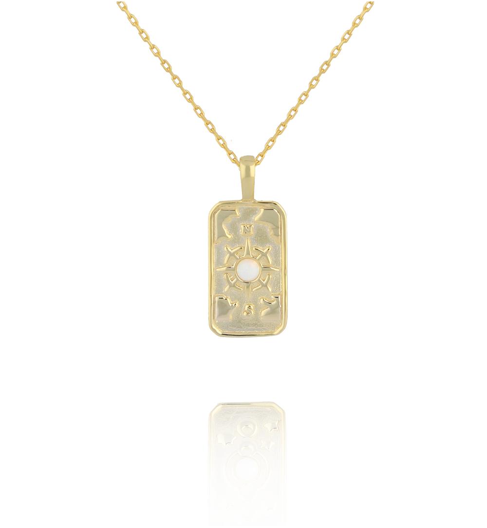 Naszyjnik z prostokątną zawieszką z motywem róży wiatrów NCA0100