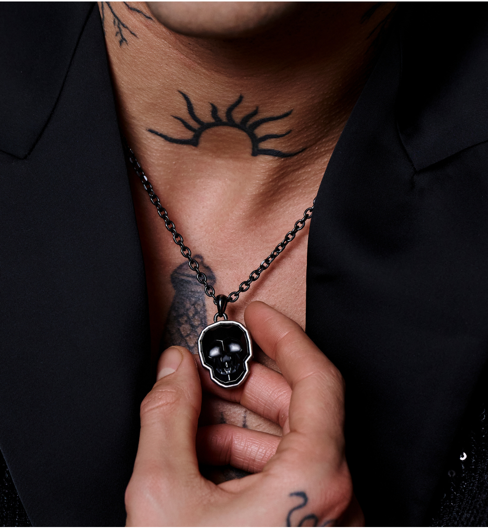 Naszyjnik z czaszką i onyksem czarny NMITC0207