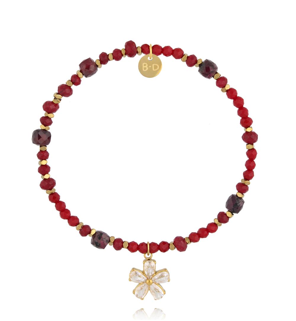 Bransoletka z czerwonego jadeitu i granatu z kwiatową zawieszką BTW3576