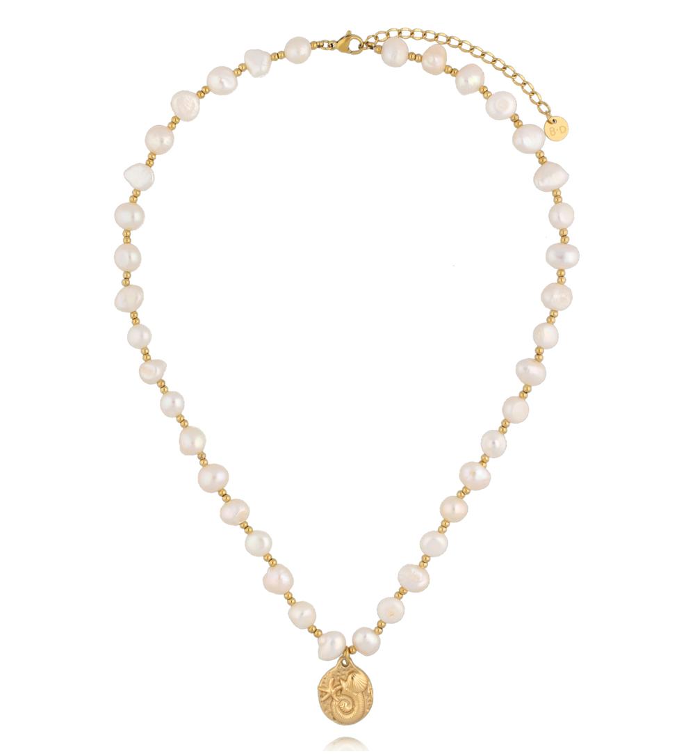 Naszyjnik z naturalnych pereł z zawieszką w morskim stylu NPE0386