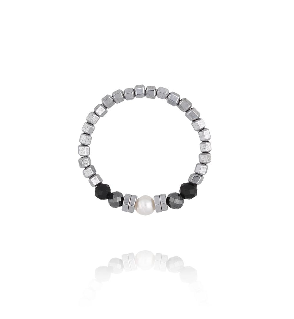 pierścionek z hematytu, czarnych kamieni i perły PTW0648