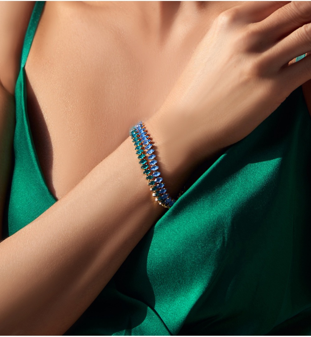 Bransoletka z niebieskimi kryształkami Honestly BSS0077