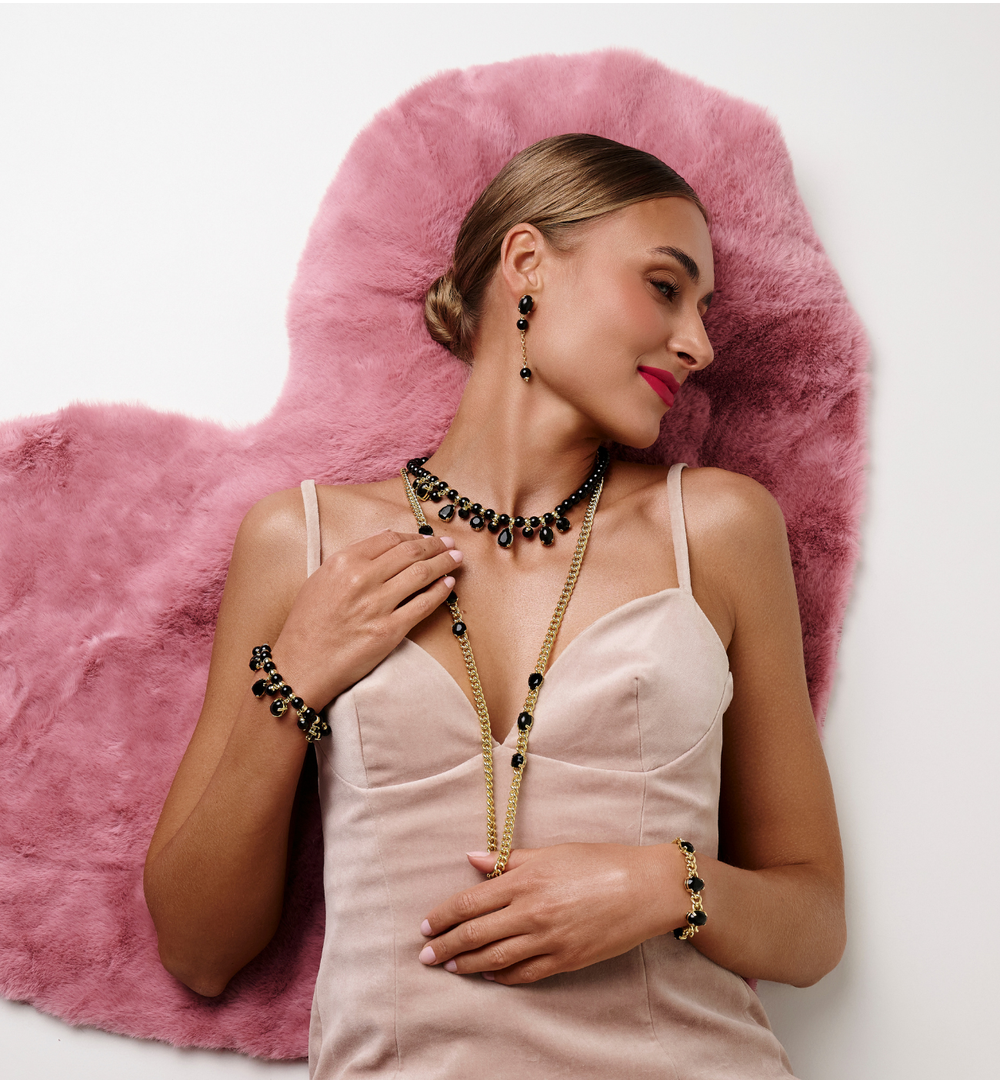 Naszyjnik łańcuch z czarnymi kryształkami NS0408