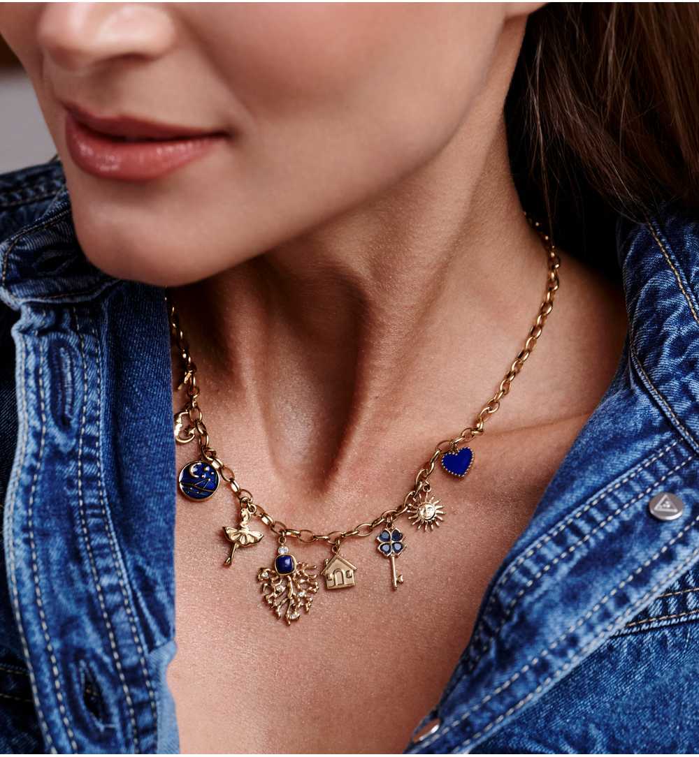 Naszyjnik ze złotymi zawieszkami NSY0733