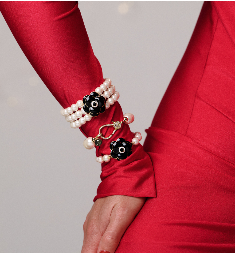 Bransoletka z perłami i kwiatem ponadczasowa BSS0240