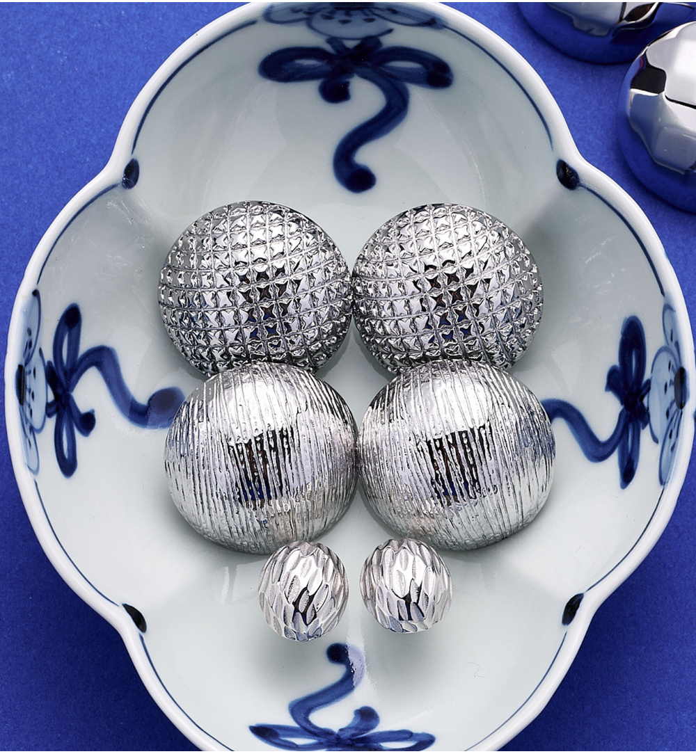 Kolczyki okrągłe fakturowane srebrne KSY0395