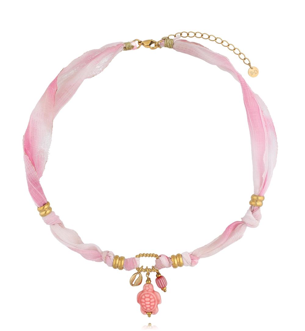 Naszyjnik różowy z tkaniny z zawieszką żółwia NSH0128