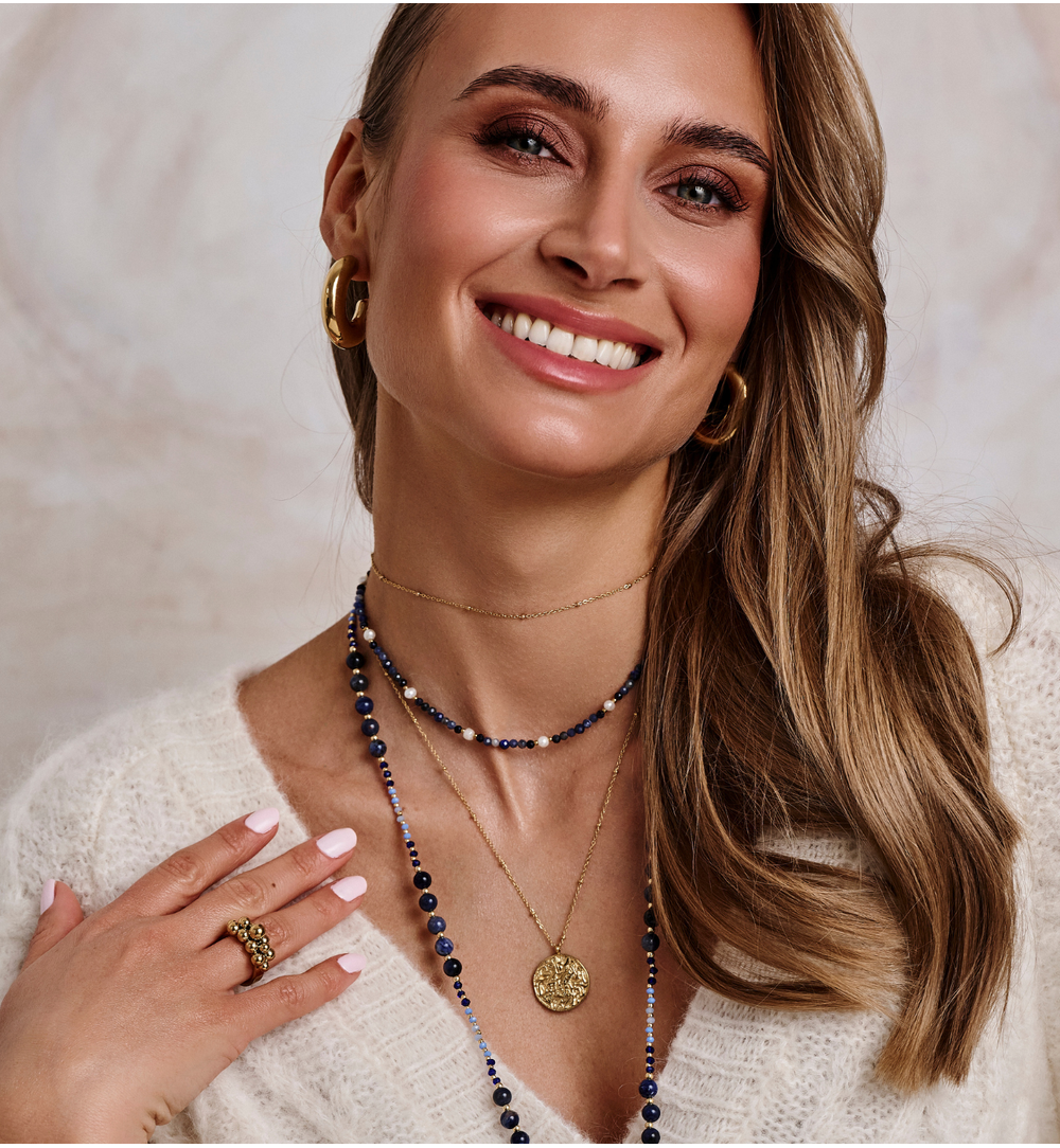 Naszyjnik granatowy z lapisami i perłami NTW1333