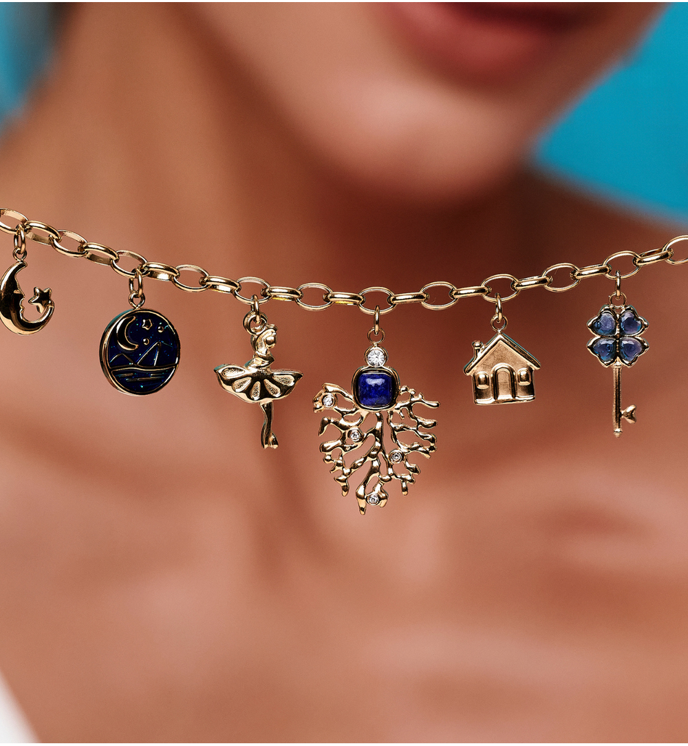 Naszyjnik ze złotymi zawieszkami NSY0733