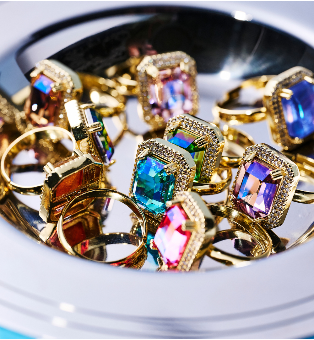 Pierścionek z różowym kryształkiem Majestic PSS0089