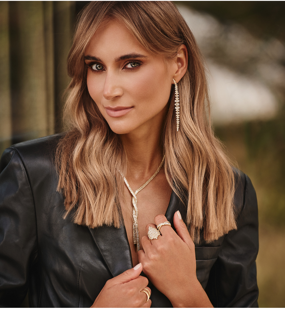 Zestaw biżuterii w odcieniu złota – odważna elegancja z nutą wieczorowego blasku ZN0016