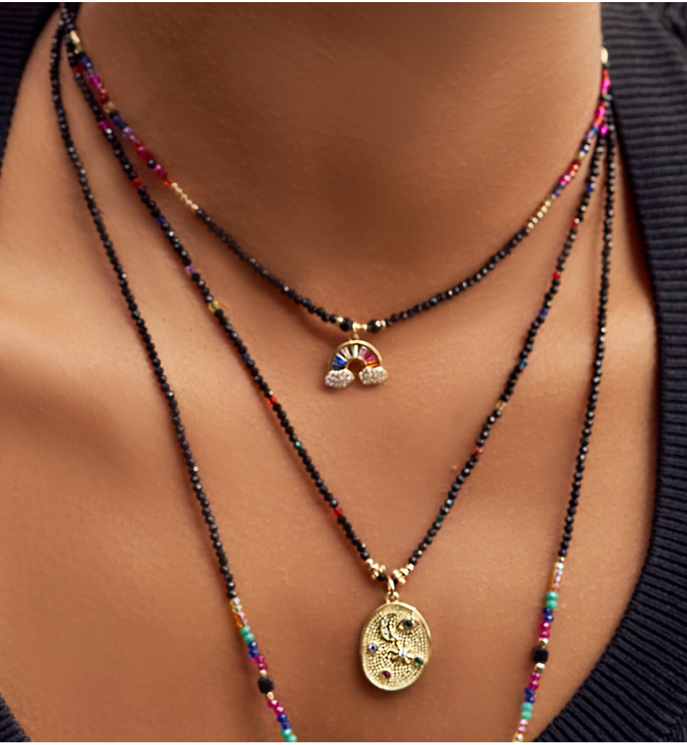 Naszyjnik czarny z kolorową zawieszką Abrantes NTW0768