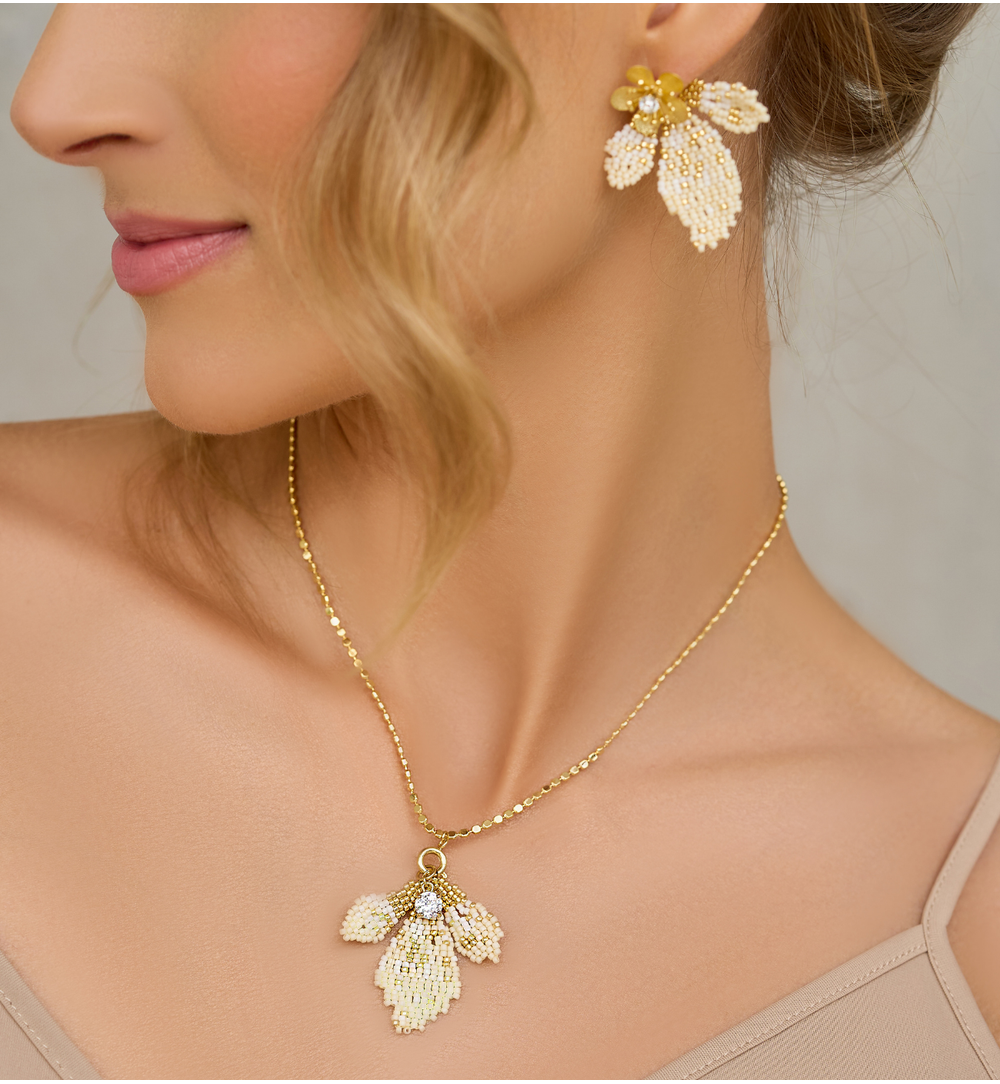 Zestaw biżuterii z kremowymi kwiatkami Floral Leaf  Z0193