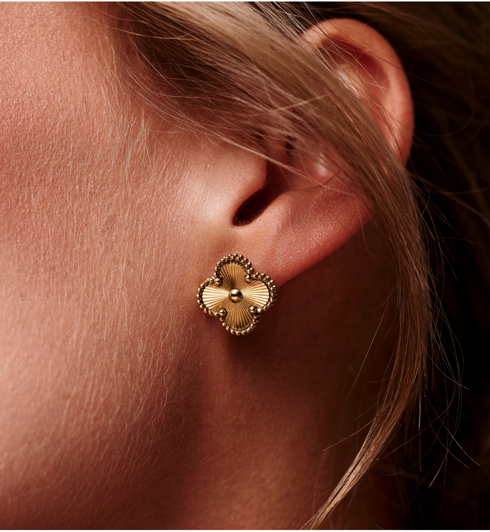 Kolczyki w kształcie koniczyny złote KSY0597