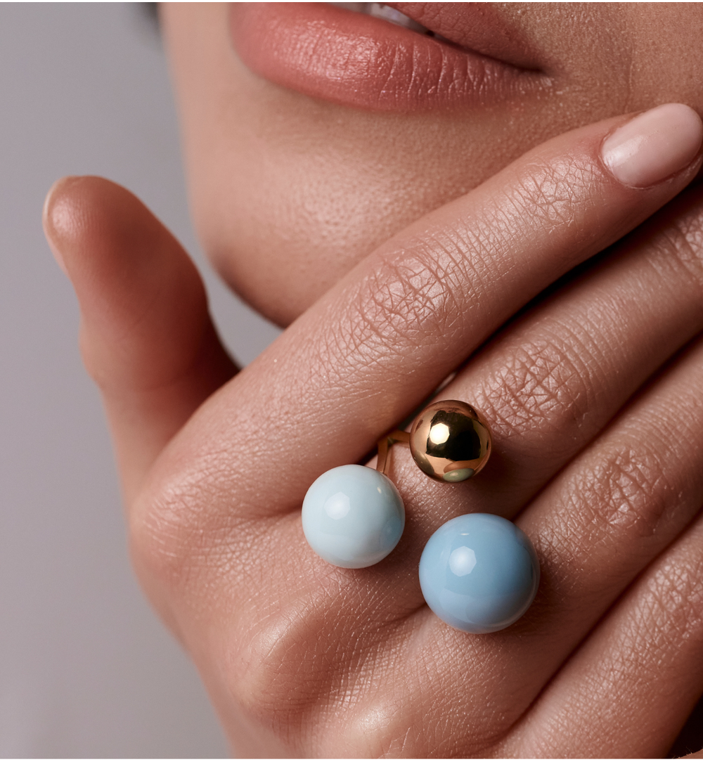 Pierścionek z kulami w odcieniach błękitu i złota PSA1113