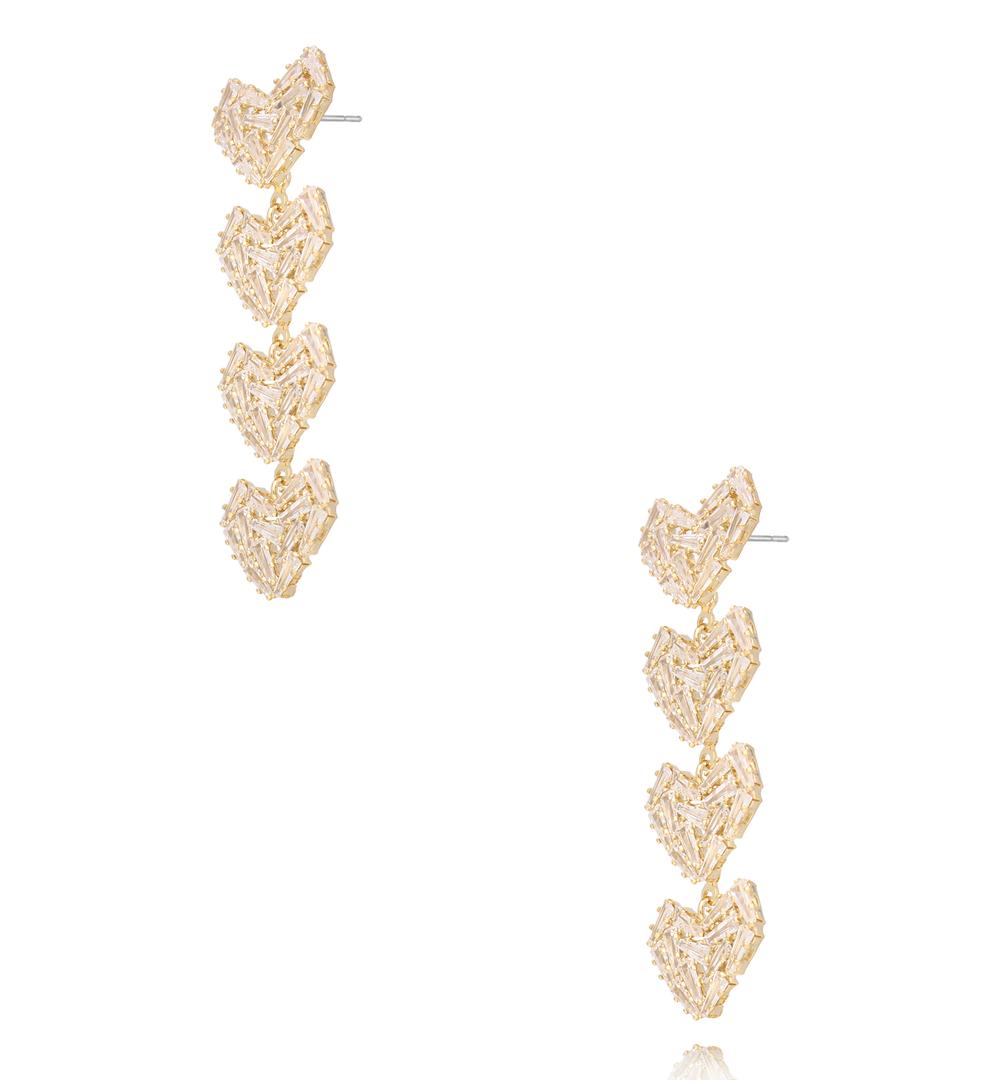 Kolczyki z kaskadą serc w złotym odcieniu KLU0188