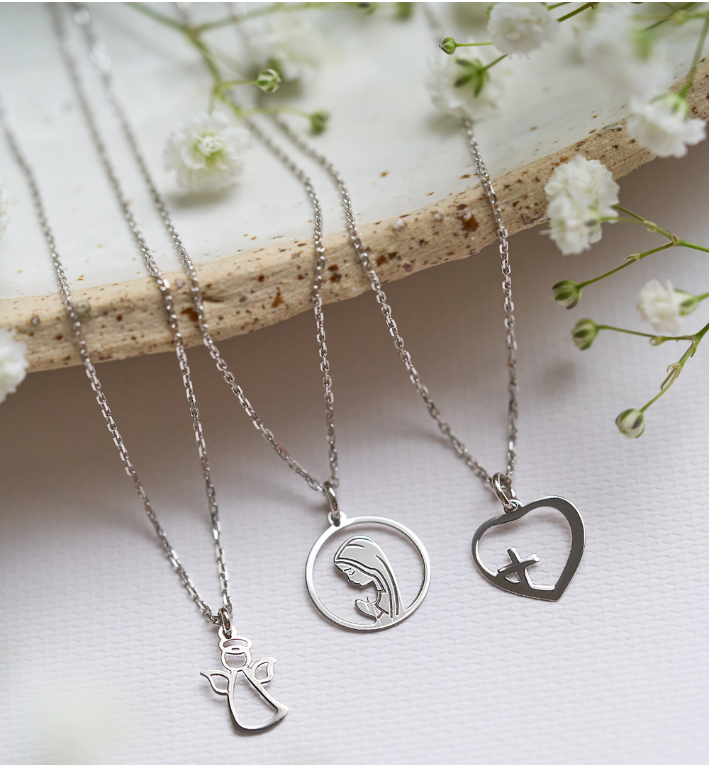 Naszyjnik srebrny z serduszkiem i krzyżykiem Holy Heart NSE0153