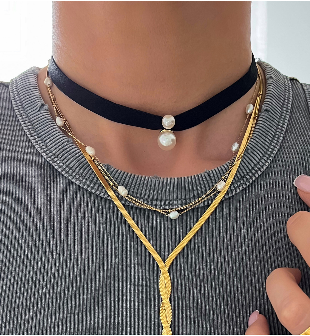 Choker czarny z tasiemką i perłami Energetic NS0170