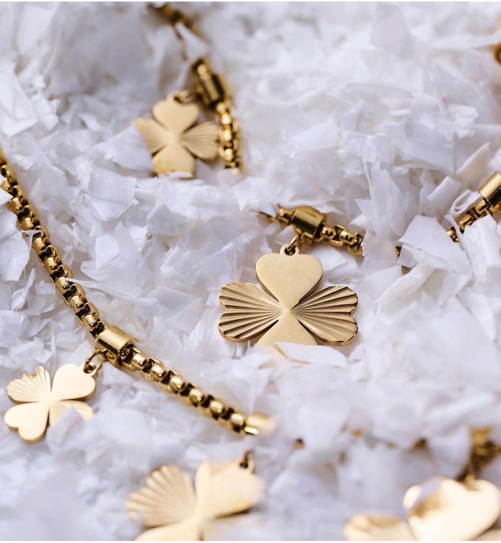 Naszyjnik z koniczynkami złoty NEA0039