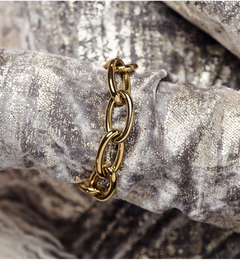 Bransoletka z masywnych ogniw w złotym kolorze BEA0059