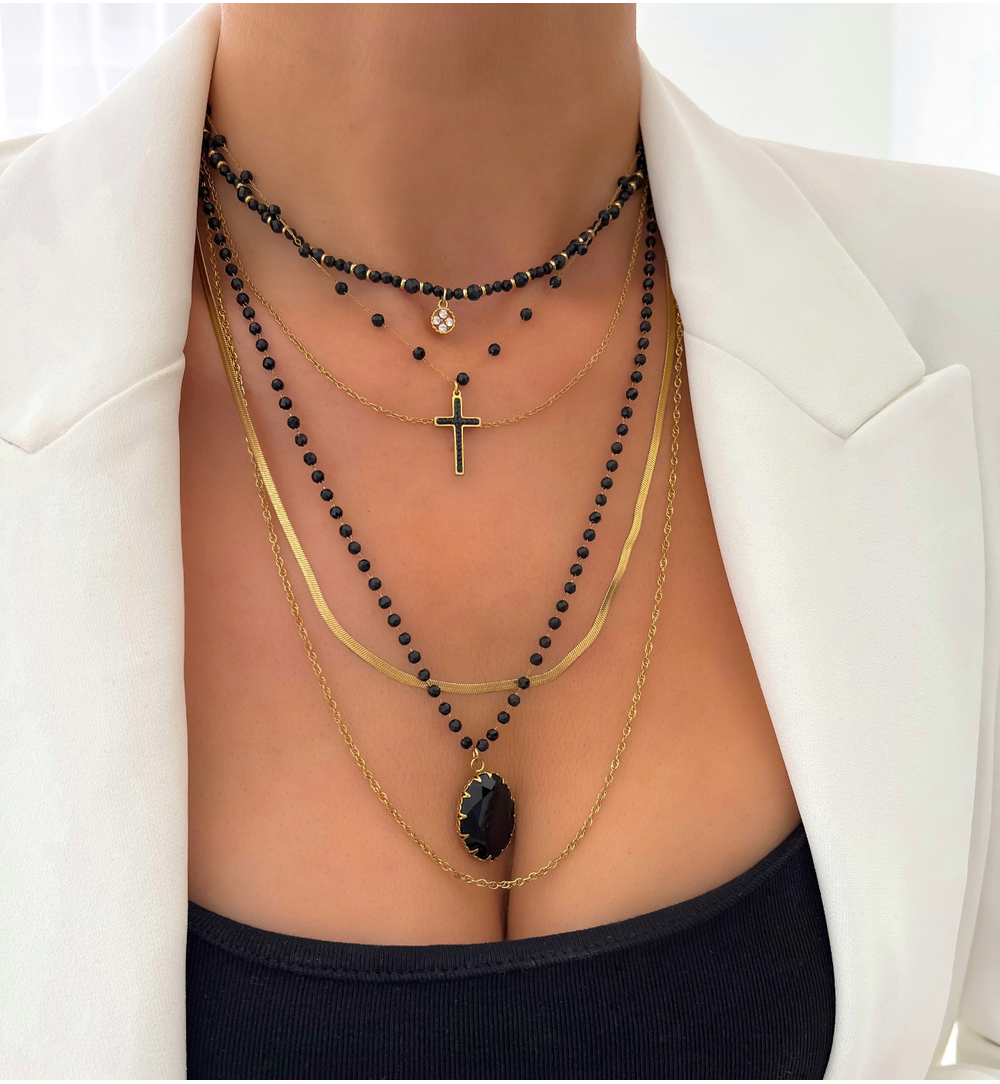 Naszyjnik czarny z krzyżykiem Black Cross NSY0042